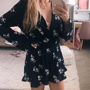 NAVY BLUE FLORAL ROMPER